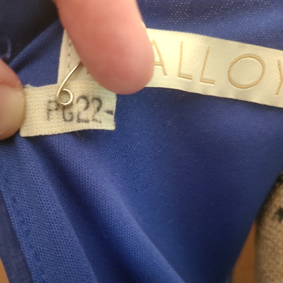 Malloy Women Blue sheer maxi Dress size small (s) one button closure - Picture 7 of 9